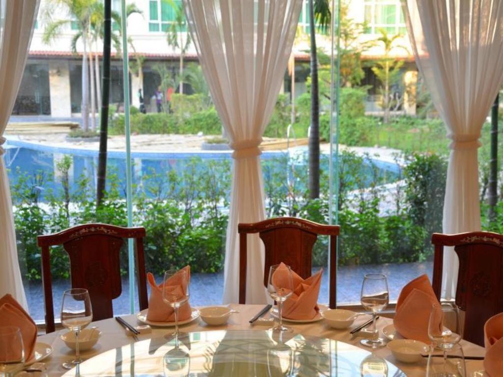 San Jiang Grand Hotel Wientian Zewnętrze zdjęcie