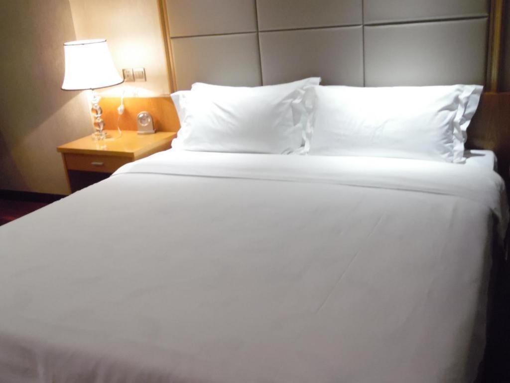 San Jiang Grand Hotel Wientian Zewnętrze zdjęcie