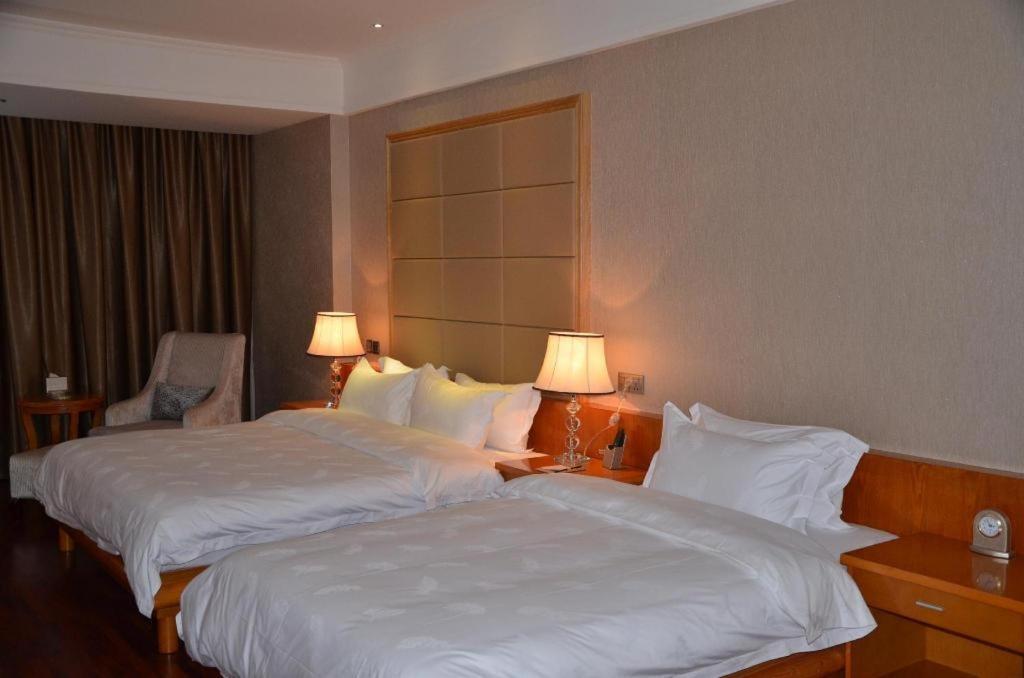 San Jiang Grand Hotel Wientian Zewnętrze zdjęcie