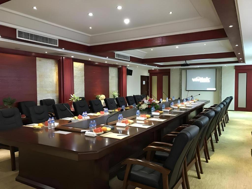 San Jiang Grand Hotel Wientian Zewnętrze zdjęcie